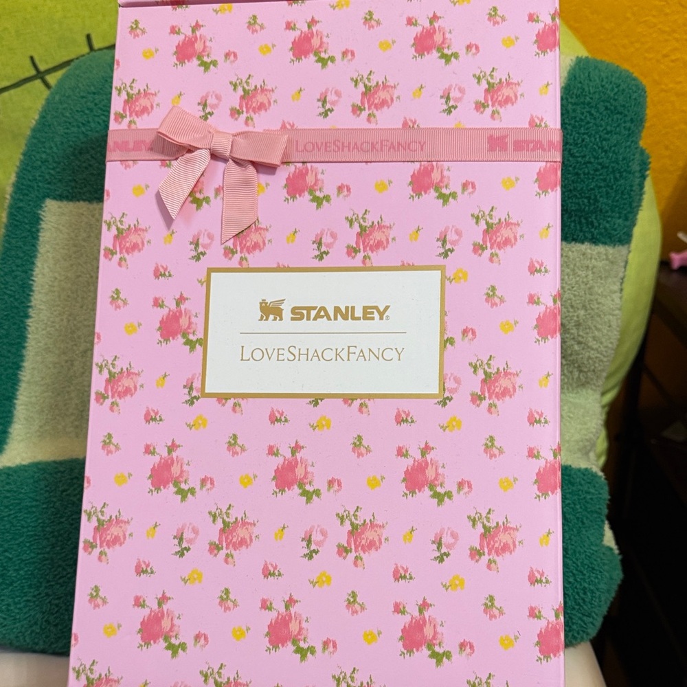 LOVESHACK Stanley Pink and Gold Floral Gift Box with Ribbon